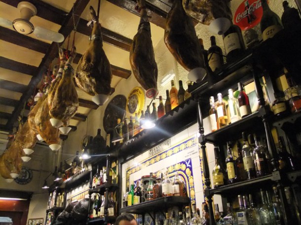 bar at Los Caracoles bar at los caracoles