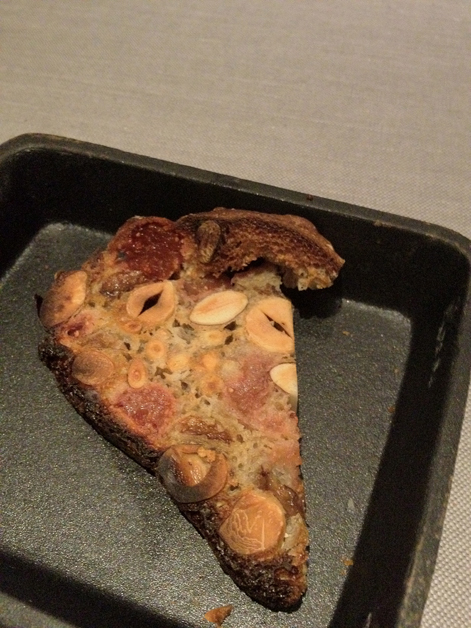 apricot and nut bread accompanying the cheese at Sauc apricot and nut bread accompanying the cheese at saüc