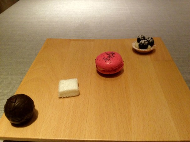 petit fours at Sauc petit fours at saüc