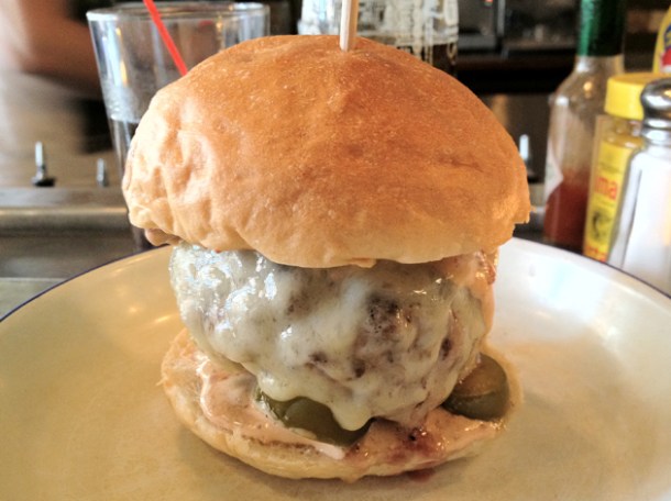 spuntino cheeseburger