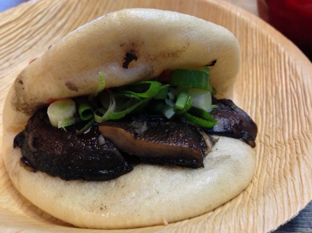 mushroom hirata bun at jubo
