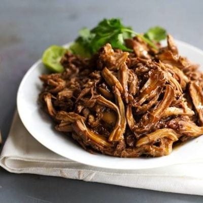 Honey Glazed Crockpot Chicken Adobo - simple pantry ingredients, hardly any hands-on time, 200 calories. | https://past-fit.today