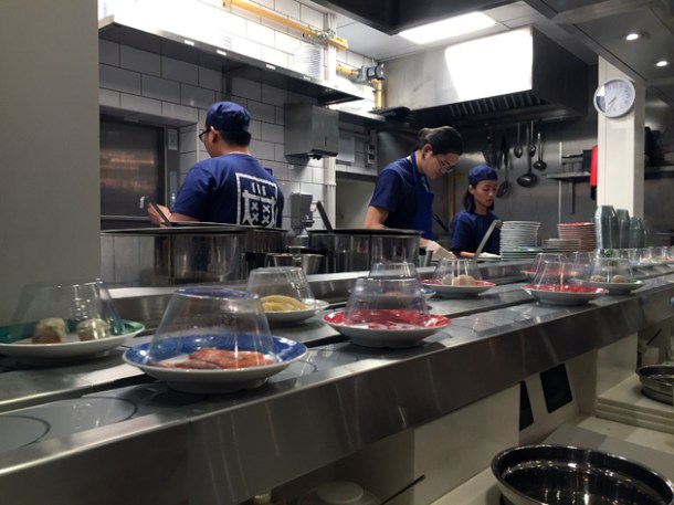 kaiten conveyor belt and kitchen at shuang shuang