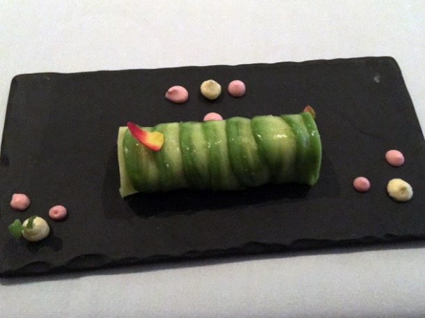 salmon tartrate cannelloni with chipotle sauce at benzuza