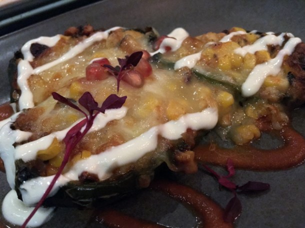 chile relleno at el muro