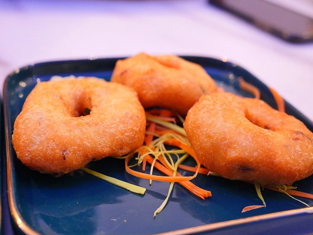 illustrative photo of the vadai at Colombo Kitchen