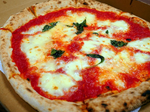 illustrative photo of the margherita from Pizzeria Pappagone Sud