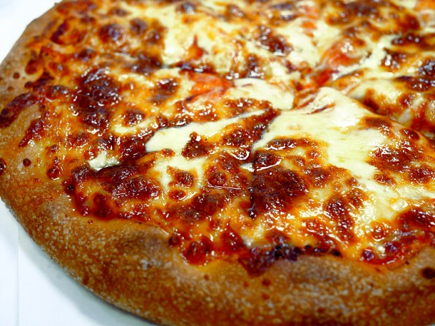 illustrative photo of the margherita pizza from Big Ben