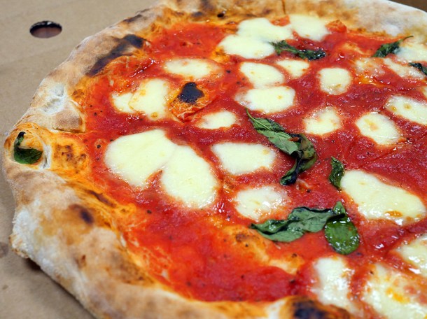 illustrative photo of the margherita pizza from Caravan Bankside