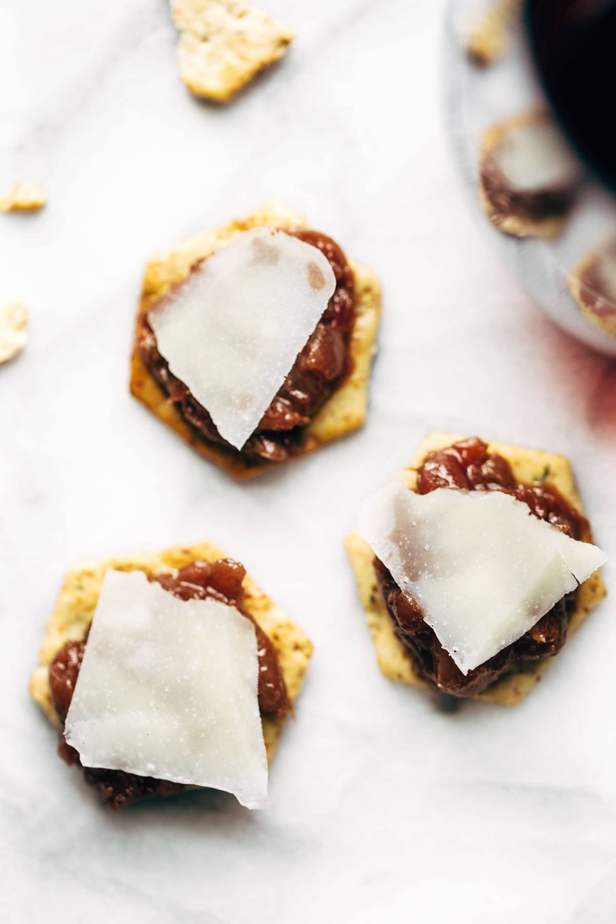 Caramelized Shallot and Grape Chutney! Made with shallots, grapes, red wine, cinnamon, bourbon, and vinegar. So good with plate of crispy crackers! | pinchofyum.com